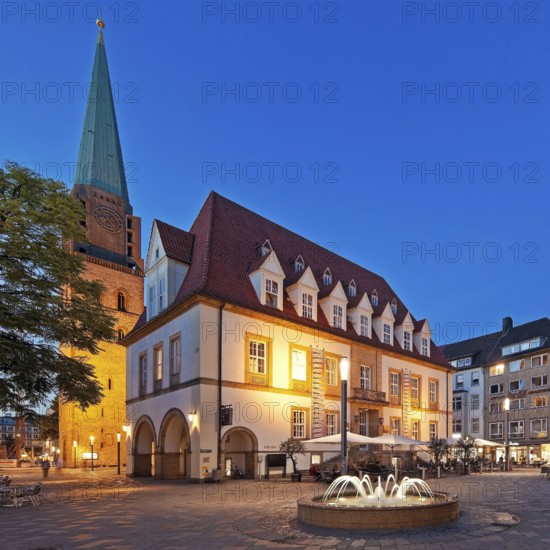 Old Market with Old Town Nicolai Church and TAM Theatre in the evening, Bielefeld, East Westphalia-Lippe, North Rhine-Westphalia, Germany