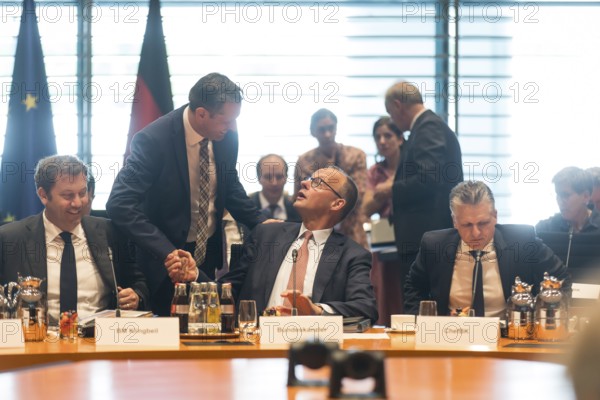 Lars Klingbeil (SPD, Vice-Chancellor and Federal Minister of Finance), Olaf Lies (SPD, Minister President of Lower Saxony), Friedrich Merz (CDU, Federal Chancellor) and Thorsten Frei (CDU, Federal Minister for Special Tasks and Head of the Federal Chancellery) in front of the meeting between Federal Chancellor Friedrich Merz and the heads of government of the federal states in the International Conference Hall of the Federal Chancellery, Berlin, 18 June 2025