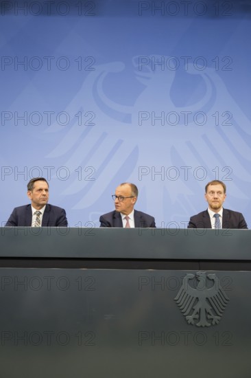 Olaf Lies (SPD, Minister President of Lower Saxony), Friedrich Merz (CDU, Federal Chancellor) and Michael Kretschmer (CDU, Minister President of the Free State of Saxony) during a press conference after the consultation between Federal Chancellor Friedrich Merz and the heads of government of the federal states at the Federal Chancellery, Berlin, 18 June 2025
