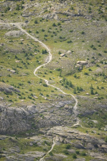 Hiking trail next to Pasterze Hochalpengletscher, Hochalpenstraße, Pinzgau, Salzburg, Austria