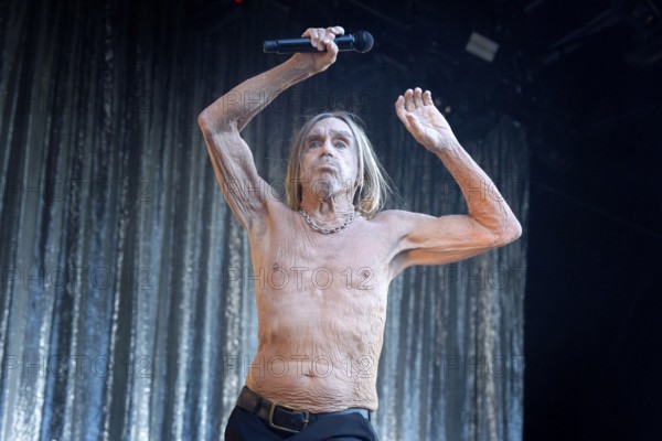 Iggy Pop, singer, actor, punk, rock, USA, live open air at the Citadel Music Festival, 19.06.2025, Zitadelle Spandau, Berlin, Germany < english> Iggy Pop, singer, actor, punk rock, USA, live open air at the Citadel Music Festival, June 19, 2025, Spandau Citadel, Berlin, Germany