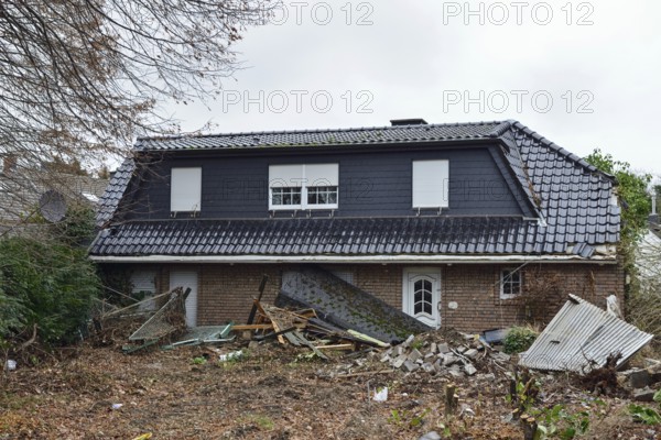 Shattered dreams... Kerpen Manheim (North Rhine-Westphalia) after clearance for lignite, abandoned house, shortly in front of demolition for RWE's open-cast mine, Kerpen Manheim, Rhein-Erft-Kreis, Germany, Western Europe