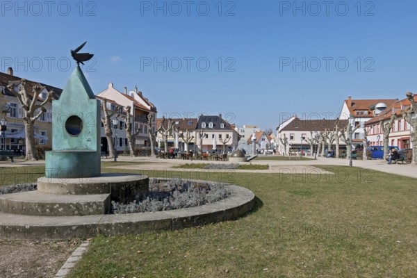 Königsplatz with the Königsstuhl, former parade ground, Germersheim, Palatinate, Rhineland-Palatinate, Germany