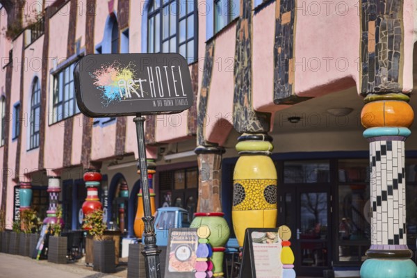 Green Citadel, architect Friedensreich Hundertwasser, Art Hotel, facade, modern architecture, sunny, Breiter Weg, Magdeburg, state capital, independent city, Saxony-Anhalt, Germany