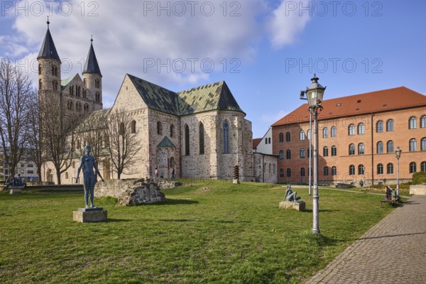 Kloster Unser Lieben Frauen, sculpture park, park, lawn, sculptures, lantern, art museum, bare wintry trees, blue sky, cumulus clouds, Magdeburg, state capital, independent city, Saxony-Anhalt, Germany
