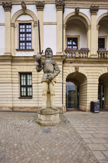 Roland figure, sculptor Martina Seffers, sandstone building, façade, window, door, town hall, old town centre, Alter Markt, Magdeburg, state capital, independent city, Saxony-Anhalt, Germany