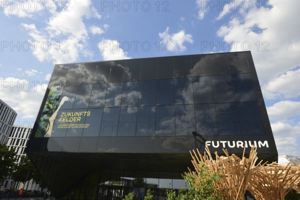 The Futurium, located next to the Federal Ministry of Research, Technology and Space, with an outdoor exhibition on agriculture and cultivation, for example of potatoes