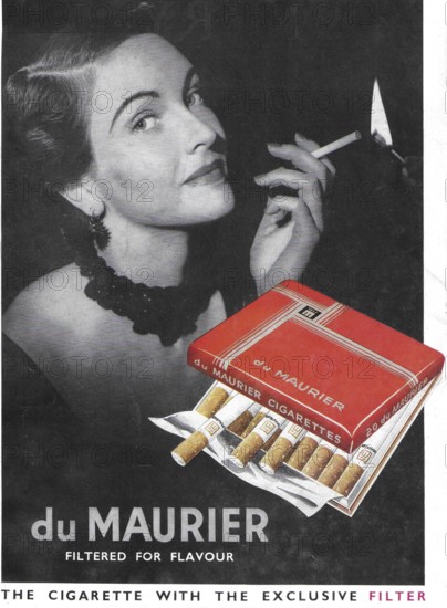Du Maurier filtered for flavour cigarette advert advertising in Country Life magazine UK 1951