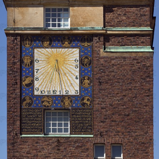 Sundial by Friedrich Wilhelm Kleukens on the Wedding Tower, south side, Mathildenhöhe, UNESCO World Heritage Site, Darmstadt, Hesse, Germany