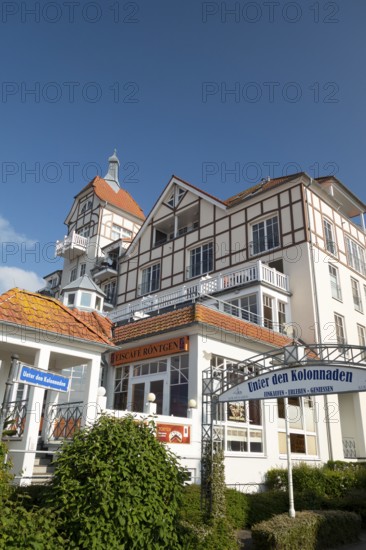 Holiday flat Meeresblick, street Unter den Kolonnaden, Kühlungsborn, district of Rostock, Mecklenburg-Vorpommern, Germany