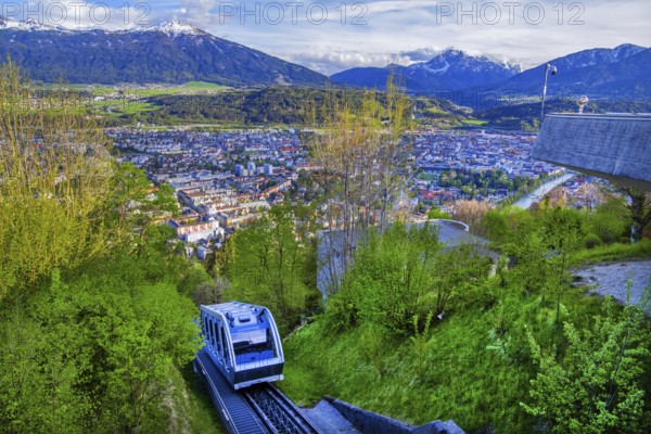 Funicular railway to Hungerburg with views of the city, Patscherkofel 2246m and Serles 2717m, Innsbruck, Inntal, Tyrolean Alps, Tyrol, Austria
