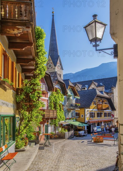 Market square in the town centre, Hallstatt, Lake Hallstatt, UNESCO World Heritage Site, Salzkammergut, Upper Austria, Austria