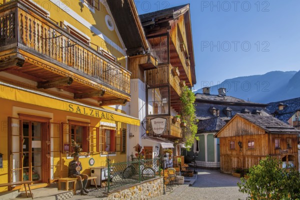 Salt house in the town centre, Hallstatt, Lake Hallstatt, UNESCO World Heritage Site, Salzkammergut, Upper Austria, Austria