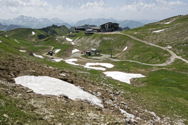 Edmund-Probst-Haus and Höfatsblick mountain station of the Nebelhornbahn, behind mountains of the Allgäu Alps, Oberstdorf, Oberallgäu, Bavaria, Germany