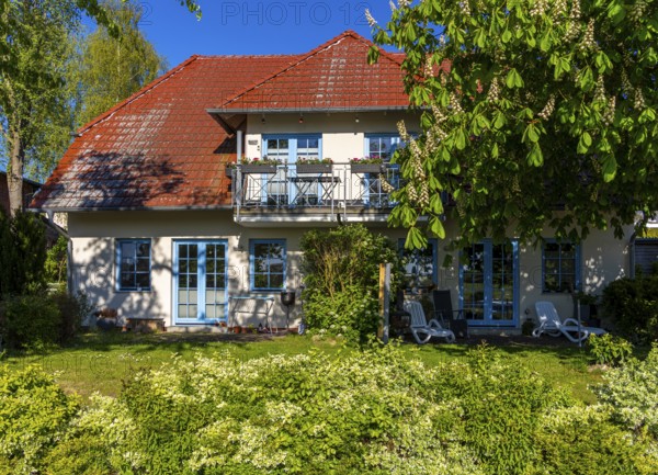 Holiday home in the countryside on Lake Neuensien, Seedorf, Rügen, Mecklenburg-Western Pomerania, Germany