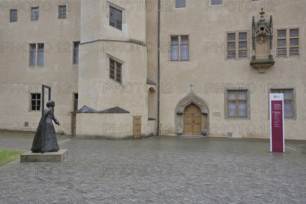 Monument to Katharina von Bora, woman of Martin Luther, inner courtyard of the Augusteum, Luther House, UNESCO, Luther city Wittenberg, Fläming, Saxony-Anhalt, Germany