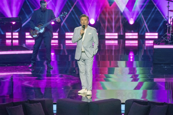 Thomas Anders with the song Don't fly too high at the Beatrice Egli Show in Studio Berlin Adlershof on 08.04.2025. The broadcast will take place on Easter Saturday, 19 April 2025, 20:15, on Ersten