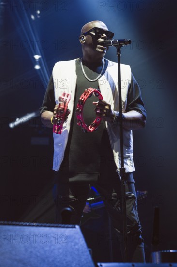 Ray Greene, singer of Santana live on Oneness Tour 2025 at the Berlin Uber Arena on 13 June 2025