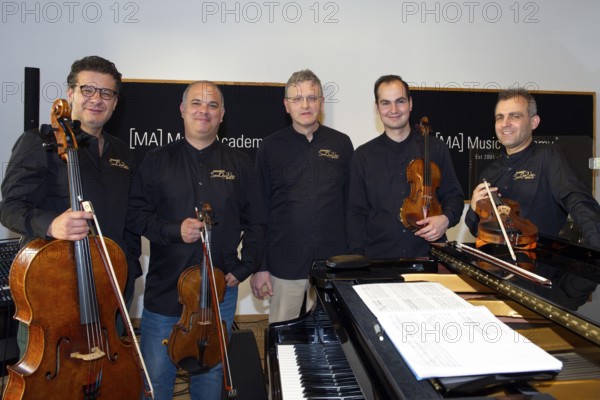 Massimo Guidetti (pianist), Pierluigi Ruggiero (cellist and artistic director), Sebestyen Sztathatosz (violinist), Zoltan Banfalvi (violinist), Peter Barsony (violist), Ensemble SineQuaNon Berlin, rehearsal for the concert on 15.06.2025 at concert hall Am Gendarmenmarkt, Music Academy, Berlin, 13.06.2025