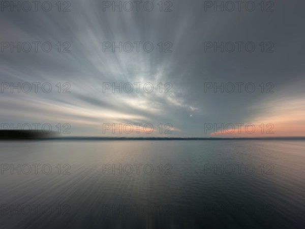 Evening mood, Lake Starnberg, zoom effect, Bavaria, Germany
