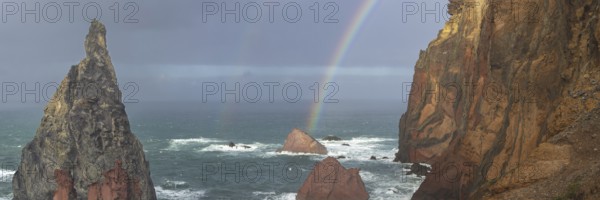 Sunset, rainbow at sea, volcanic peninsula, Ponta de São Lourenço, Ponta de Sao Lourenco, rocky coast, Punta de San Lorenzo, Madeira, Portugal