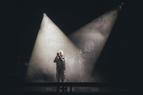 Singer Samuel David Carter from Architects live on European Tour 2026 in the Berlin Velodrome on 22.01.2026