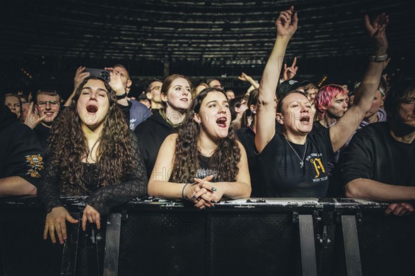 Architects' audience live on European Tour 2026 at the Berlin Velodrome on 22.01.2026
