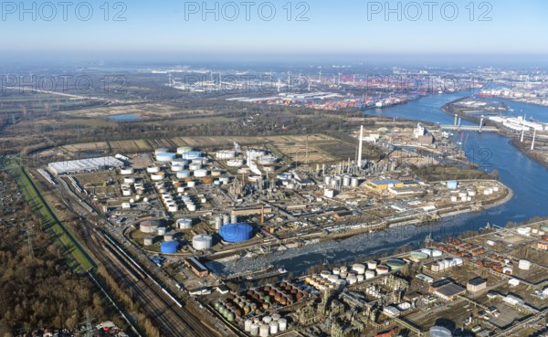 Holborn Raffinerie GMBH, Industry, Refinery, Seaport 4, Elbe, aerial view, Hamburg, Germany