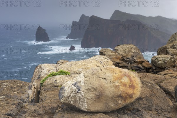 Rock formations in the Atlantic Ocean, volcanic peninsula, Ponta de São Lourenço, Ponta de Sao Lourenco, rocky coast, Punta de San Lorenzo, Madeira, Portugal