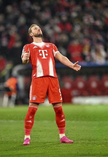 Harry Kane FC Bayern Munich FCB (09) disappointed after missing penalty, penalty kick, Football UEFA Champions League, CL, Allianz Arena, Munich, Bayern, Germany