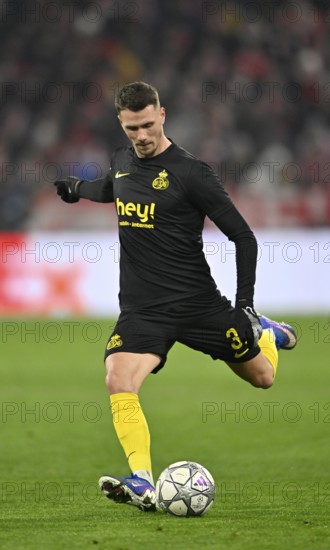 Mamadou Thierno Barry R. Union Saint-Gilloise USG (03) Action on the ball Football UEFA Champions League, CL, Allianz Arena, Munich, Bavaria, Germany