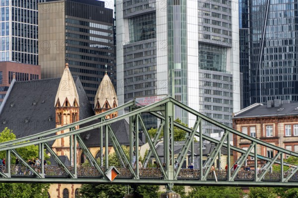 The Iron Bridge with the skyscrapers of Frankfurt's banking district, Frankfurt am Main, Hesse, Germany