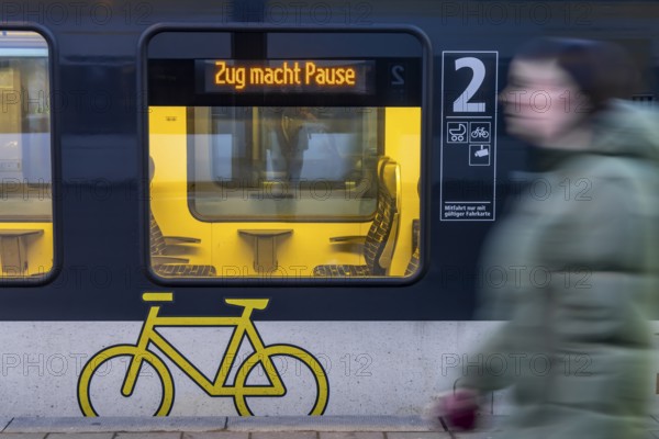 Regional train from Arverio. Train display with the text: Zug is taking a break. Karlsruhe, Baden-Württemberg, Germany
