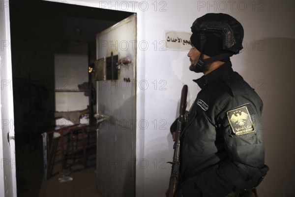 In Raqqa, Syria on January 18, 2026, Syrian Government forces conduct a thorough sweep of the Tabqa prison, which was previously under the control of SDF forces. The operation aims to secure the facility and search for detainees or prisoners left behind following the withdrawal of Kurdish-led groups from the city in northeast Syria, Raqqa, Tabqah, Syria