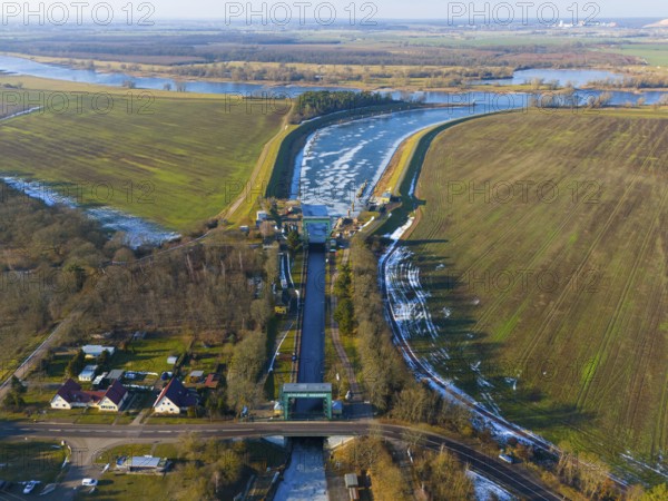 Canal with adjacent fields and a lock, seen from a bird's eye view, Niegripp lock, Niegripper connection channel, connection between Elbe and Elbe-Havel Canal, Jerichower Land, Saxony-Anhalt, Germany