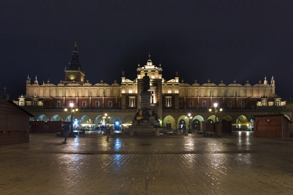 Market Square with Cloth Hall at night, Krakow, Poland