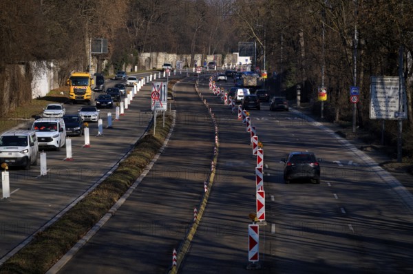 Car traffic on the road, traffic disruptions on the B14 federal road between Stuttgart and Bad Cannstatt due to the construction site rehabilitation of the underground Nesenbach Canal, Stuttgart, Baden-Württemberg, Germany