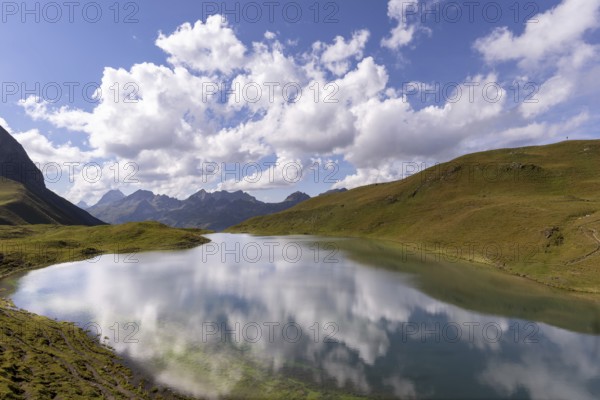 Rappensee, left Kleiner Rappenkopf, 2276m, behind the Schafalpenköpfe, above it the Mindelheimer via ferrata, Allgäu Alps, Allgäu, Bavaria, Germany
