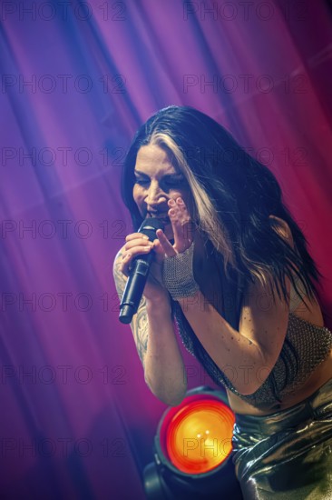 Charlotte Wessels from The Obsession live at Munich's Zenith on 17.01.2026