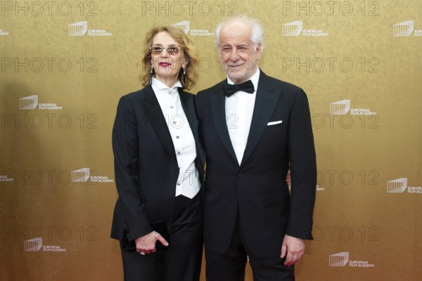 Toni Servillo with woman Manuela Lamanna, EUROPEAN FILM AWARDS Berlin 2026, photo call at the House of World Cultures, Berlin, 17.01.2026