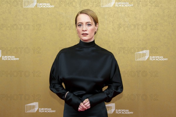 Leonie Benesch, EUROPEAN FILM AWARDS Berlin 2026, photo call at the House of World Cultures, Berlin, 17.01.2026