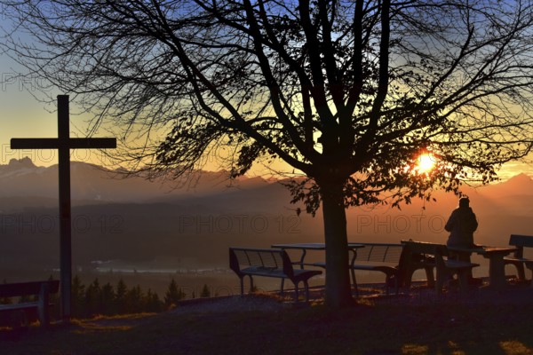 View from the rest area on the Auerberg into the Westallgäu mountains, on the left the Aggenstein (1986 m), Bavaria, Germany