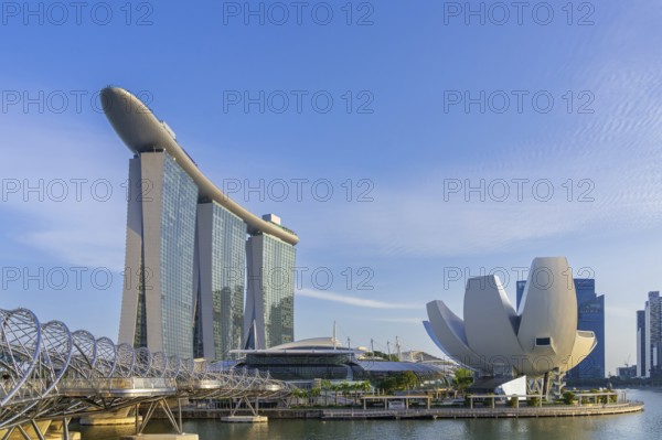 ArtScience Museum and Marina Bay Sands, MBS, luxury 5-star hotel and integrated resort in Downtown Core of the city Singapore, Southeast Asia