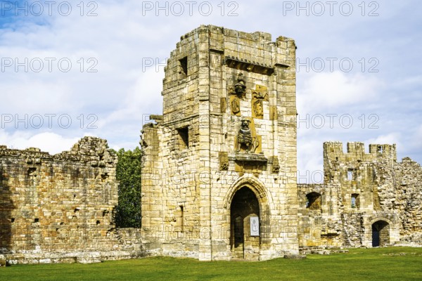Ruins of Warkworth Castle, River Coquet, Warkworth, Northumberland, England, UK