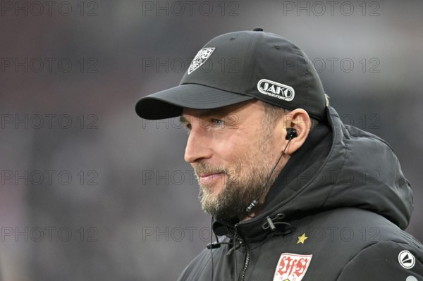 Coach coach Sebastian Hoeness VfB Stuttgart Portrait smiles MHPArena, MHP Arena Stuttgart, Baden-Württemberg, Germany
