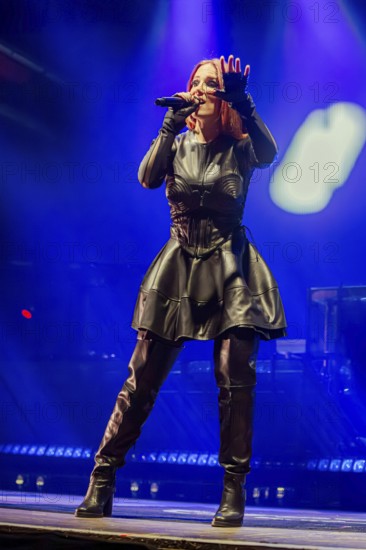 Simone Simons, singer of Epica, live on Arcane Dimensions Tour 2026 at Munich's Zenith on 17.01.2026