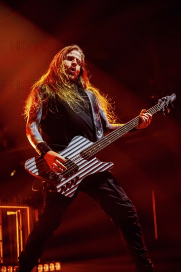 Rob van der Loo, bass player from Epica, live on Arcane Dimensions Tour 2026 at Munich's Zenith on 17.01.2026