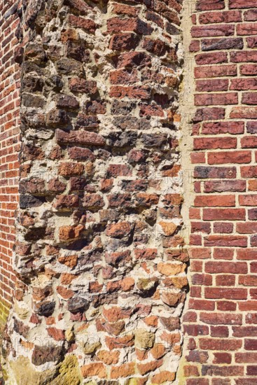 Thief tower, brick building, facade, broken edge, joints, masonry, building material brick, details, detailed view, registry office, sunny, Turmstraße, Borken, Münsterland, Borken district, North Rhine-Westphalia, Germany