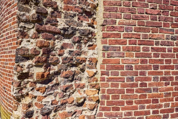 Thief tower, brick building, facade, broken edge, joints, masonry, building material brick, details, detailed view, registry office, sunny, Turmstraße, Borken, Münsterland, Borken district, North Rhine-Westphalia, Germany