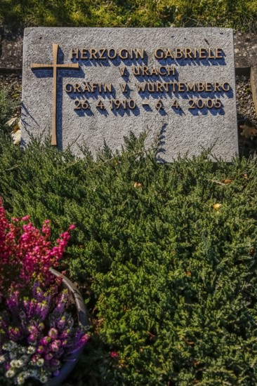Tombstone, Duchess Gabriele von Urach Countess of Württemberg 1910 to 2005, cross, letter, grave, cemetery, Großengstingen, municipality of Engstingen, district of Reutlingen, Swabian Jura, Baden-Württemberg, Germany